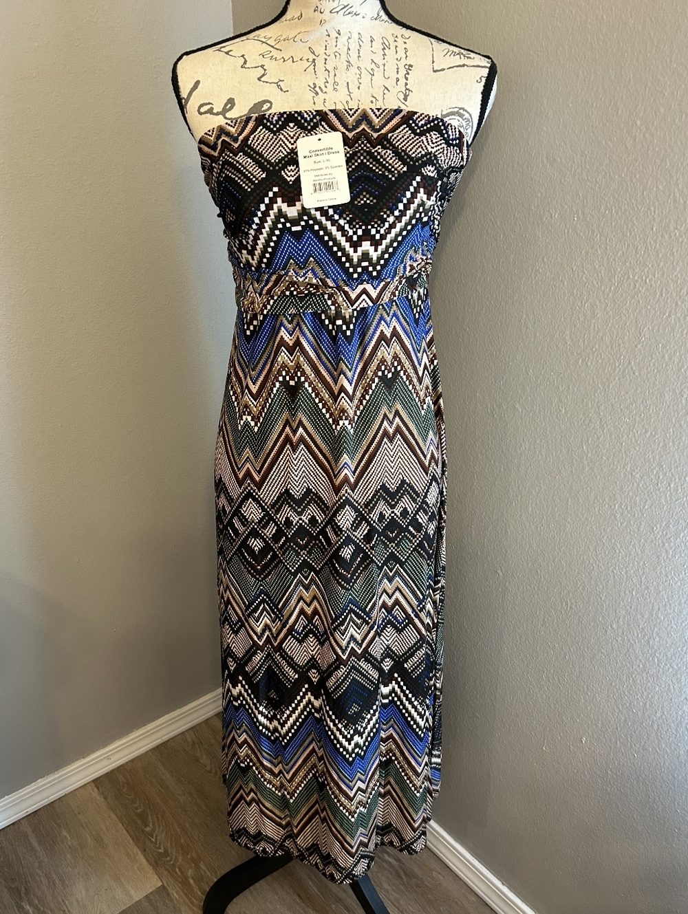 WinWin NWT L-XL Convertible Maxi Skirt/dress